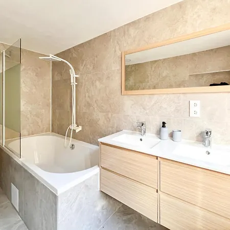 Tresor Cache - Petite Venise - 8 People Apartment