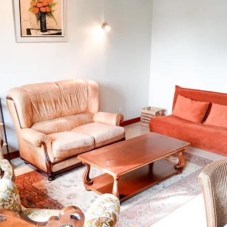 Apartament & Quiet, Full For 8 Tresor Cache *